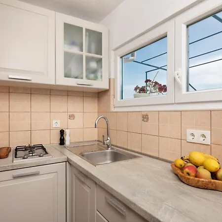 House Sai * Čelina