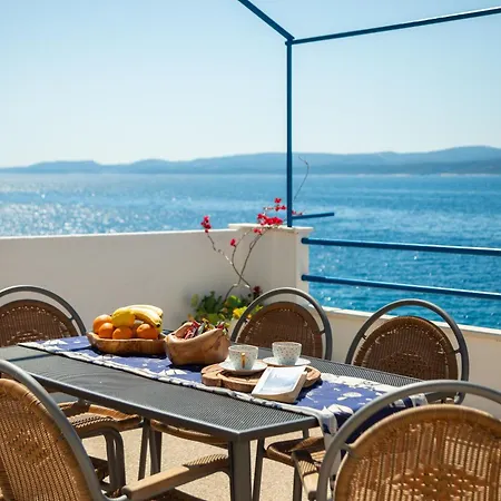 דירה House Sai צלינה