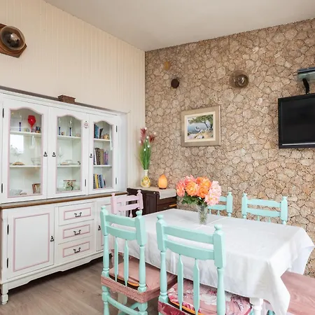 Apartament House Sai *