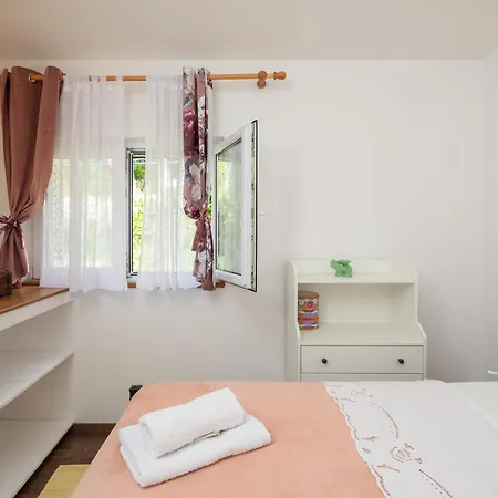 House Sai Apartament *